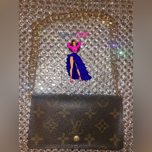 Louis Vuitton Porte Monnaie Billets Tresor Wallet, LV Monogram Bi-Fold Wallet π - Picture 9 of 9